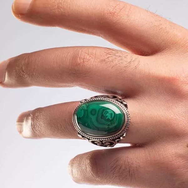 4 Little-known Facet Results Of Carrying Malachite Jewellery